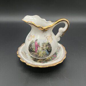 Vintage Royal Vienna Porcelain Tea Cup And Saucer. Gold Bindenschild‎ marked